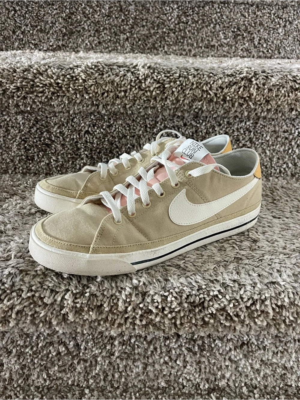 Nike court legacy